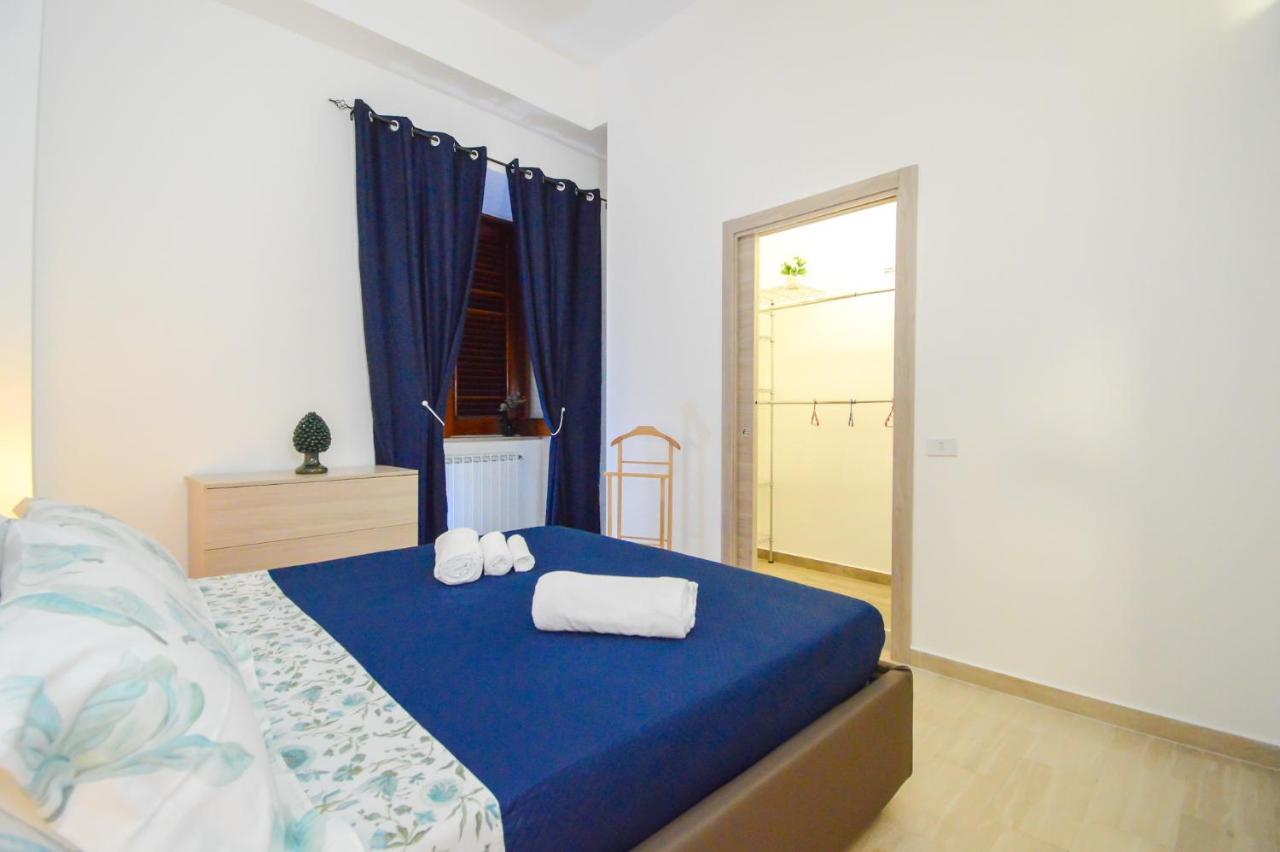 Spiaggia 270 M - Appartamento In Centro Con Cortile Gioiosa Marea Exterior foto